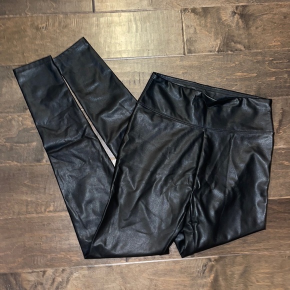 COPY - Black Leather leggings - Picture 1 of 2